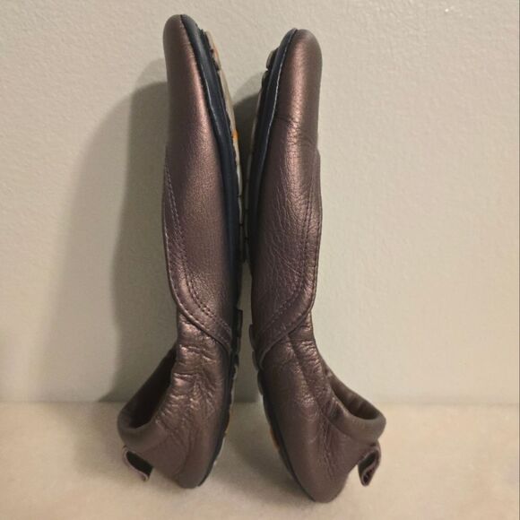 Acorn Eyelet Pinwheel Purple Leather Ballet Flats 8 - Picture 7 of 8